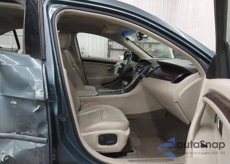 2010 Ford Taurus Limited z USA, uszkodzony, nr VIN 1FAHP2FW3AG153296